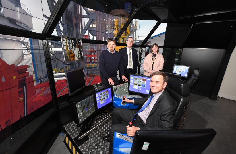 Greg Hands MP visiting Robert Gordon University (RGU) Energy Transition Institute