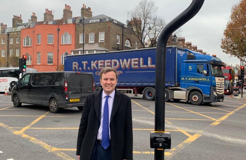 Improving pedestrian safety at Battersea Bridge junction 